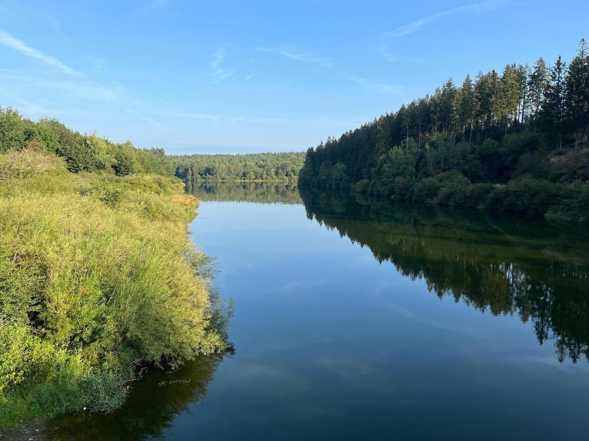 Boutique Chalet In B Llingen Near Lake Wirtzfeld Екстер'єр фото