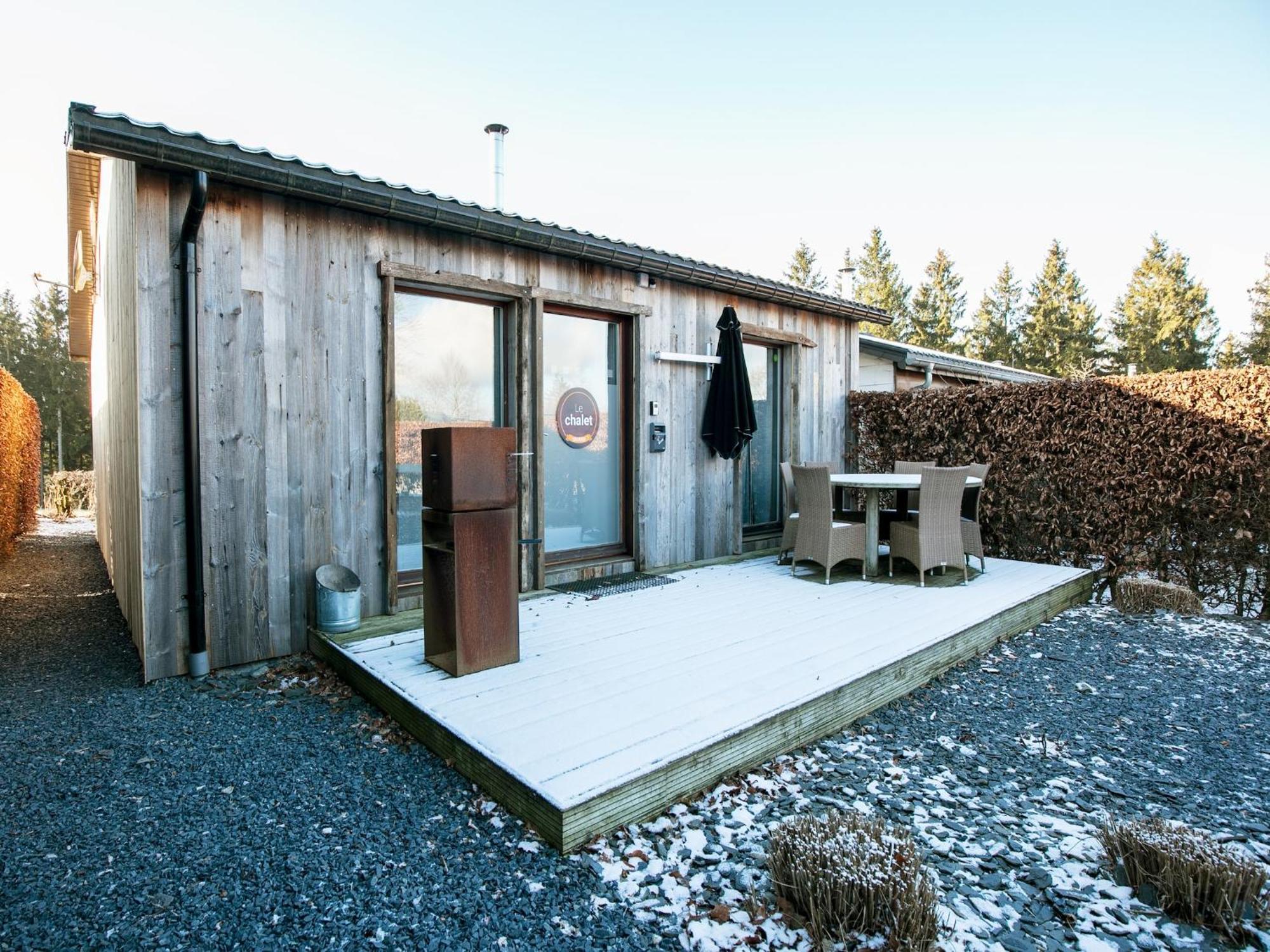 Boutique Chalet In B Llingen Near Lake Wirtzfeld Екстер'єр фото