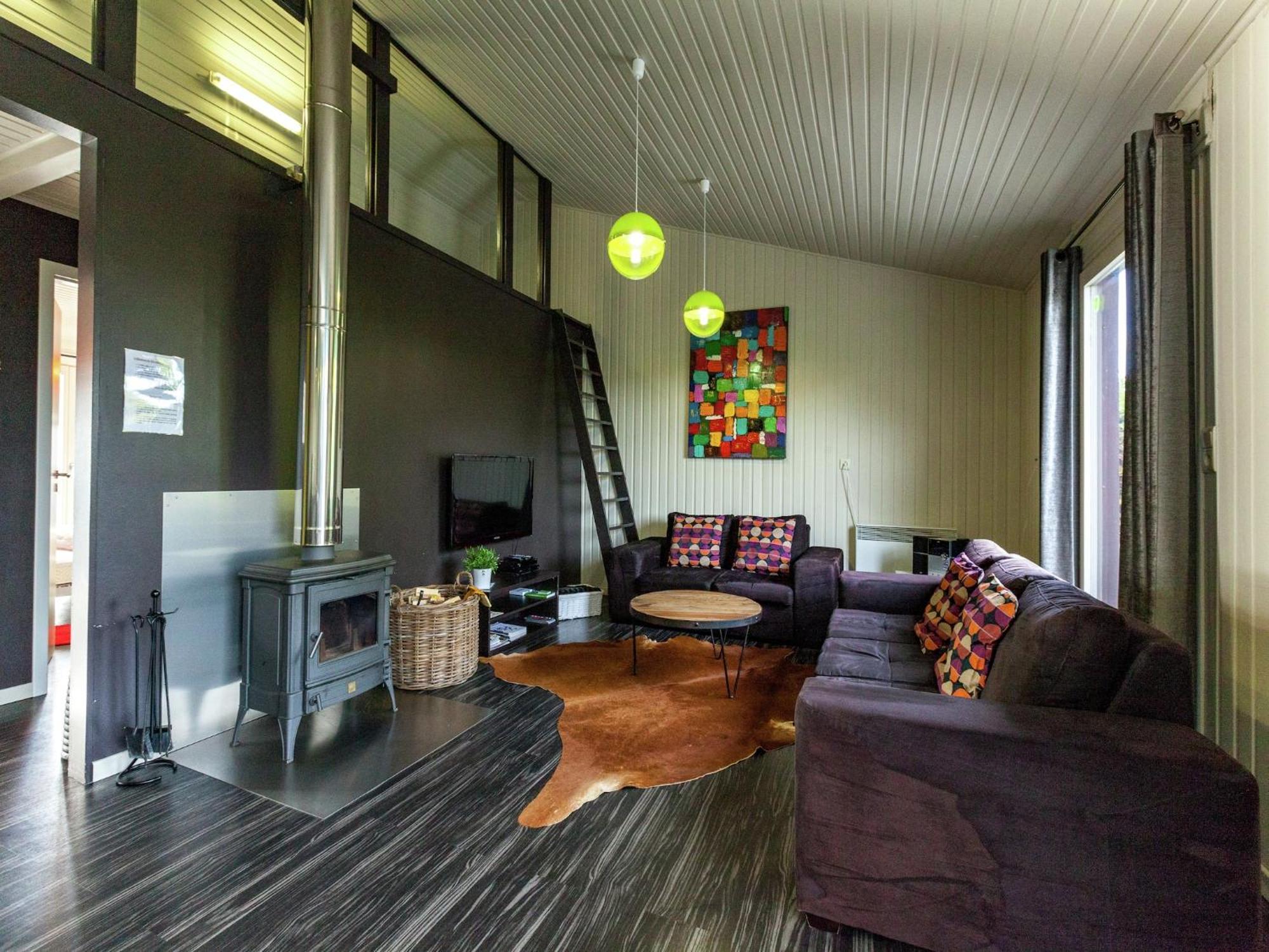 Boutique Chalet In B Llingen Near Lake Wirtzfeld Екстер'єр фото