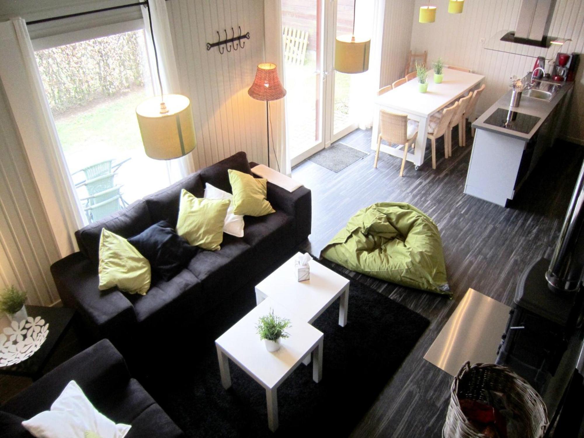 Boutique Chalet In B Llingen Near Lake Wirtzfeld Екстер'єр фото